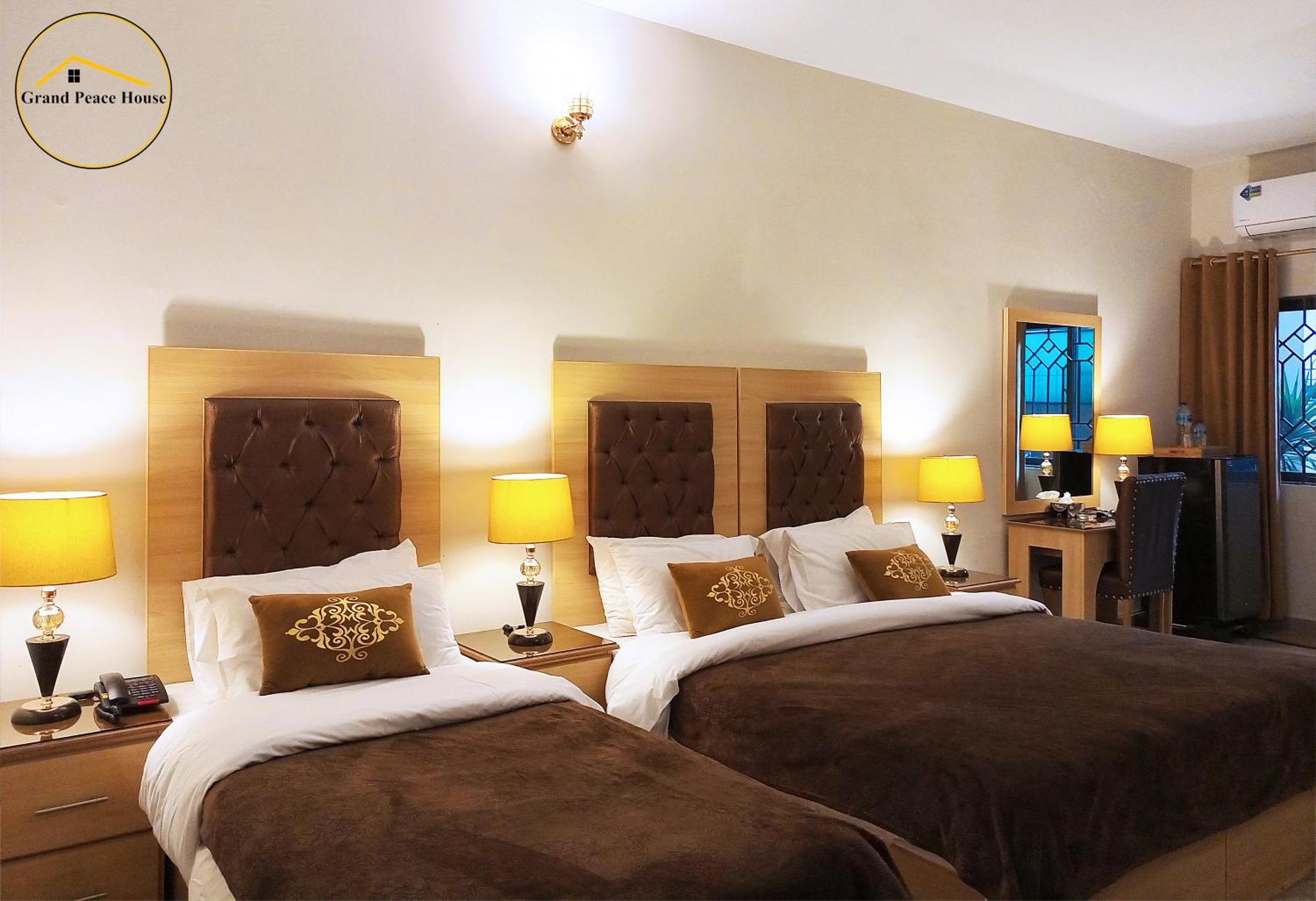 Grand Peace House I Bed & Breakfast Islamabad Eksteriør bilde