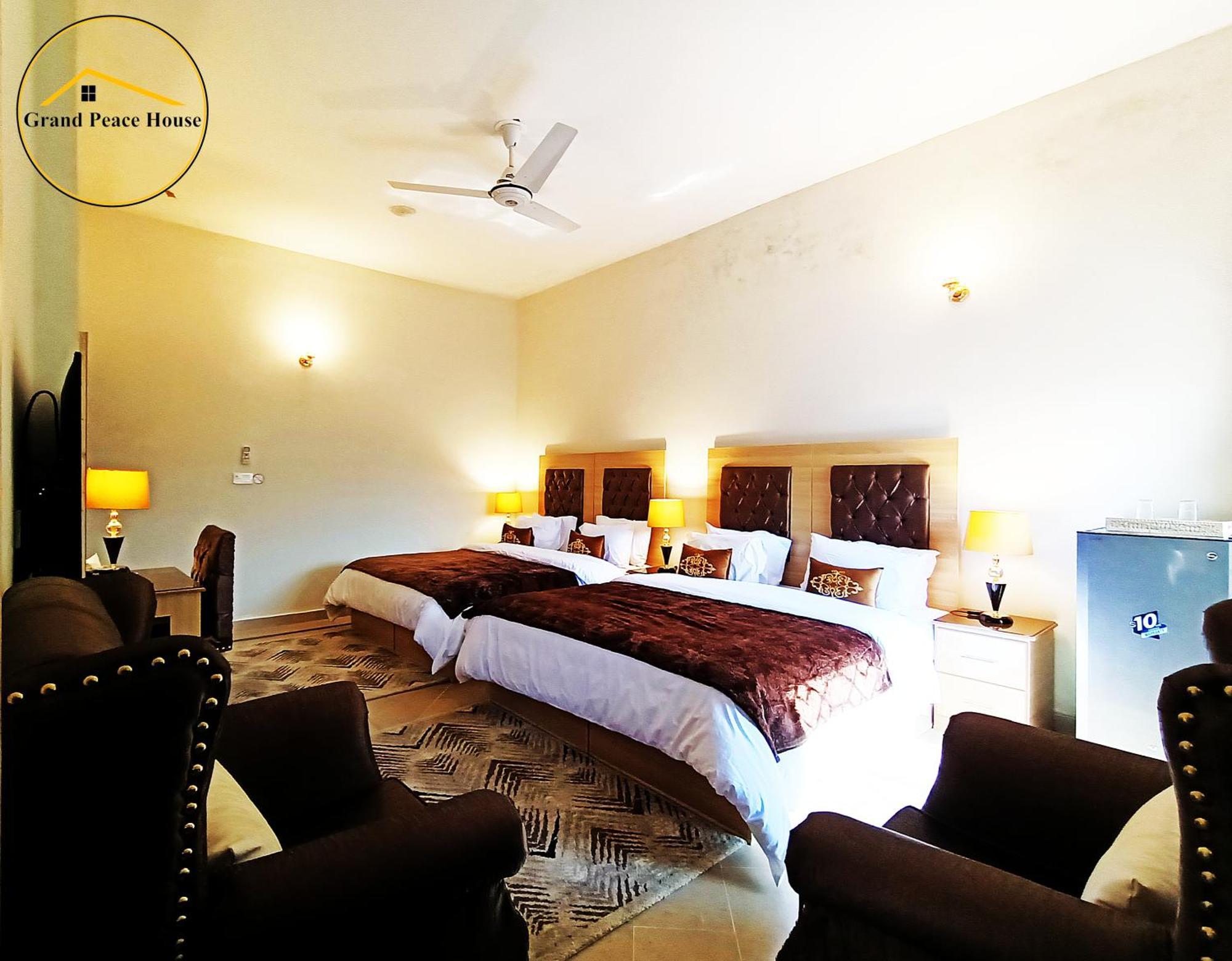 Grand Peace House I Bed & Breakfast Islamabad Eksteriør bilde
