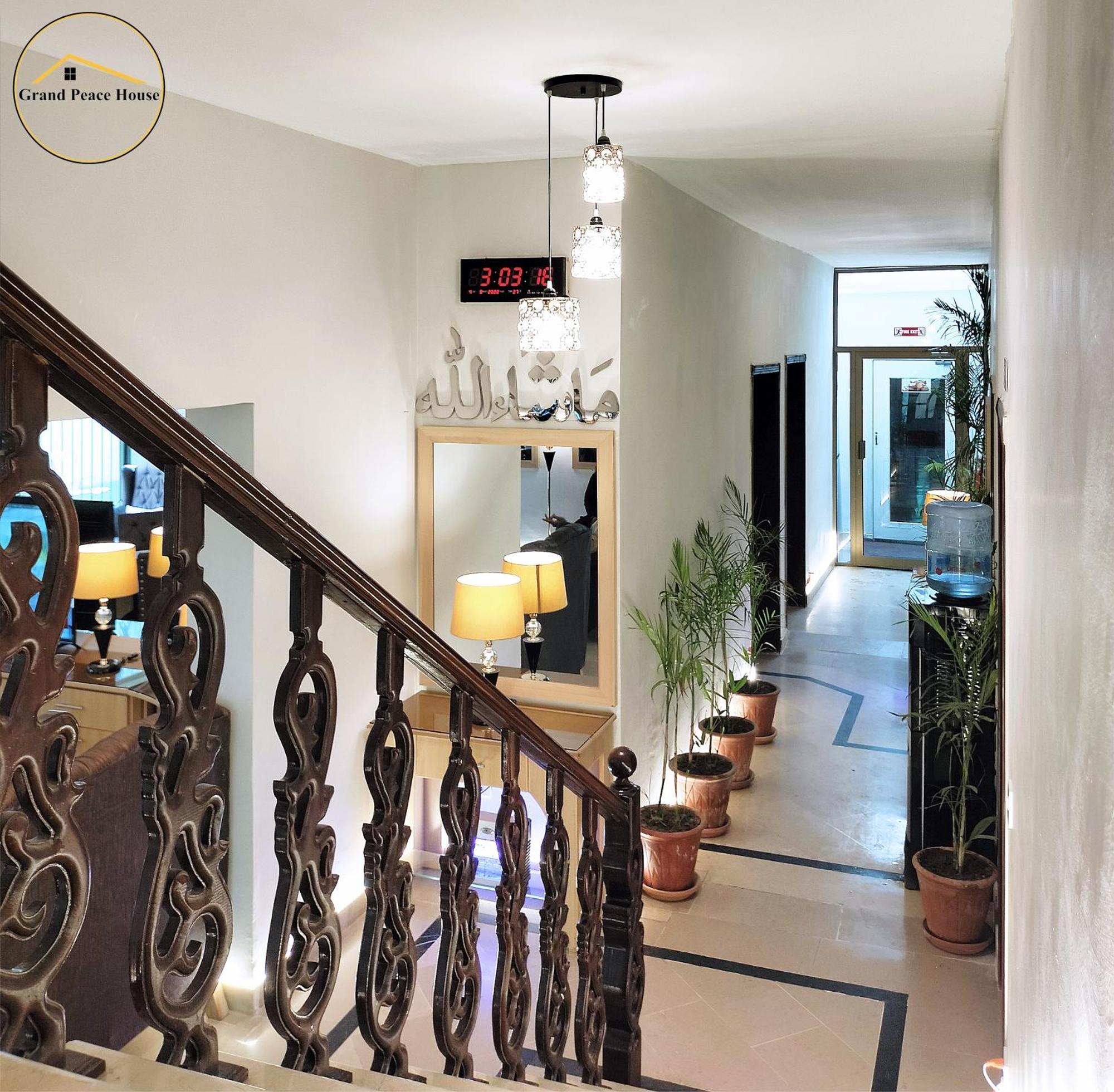 Grand Peace House I Bed & Breakfast Islamabad Eksteriør bilde