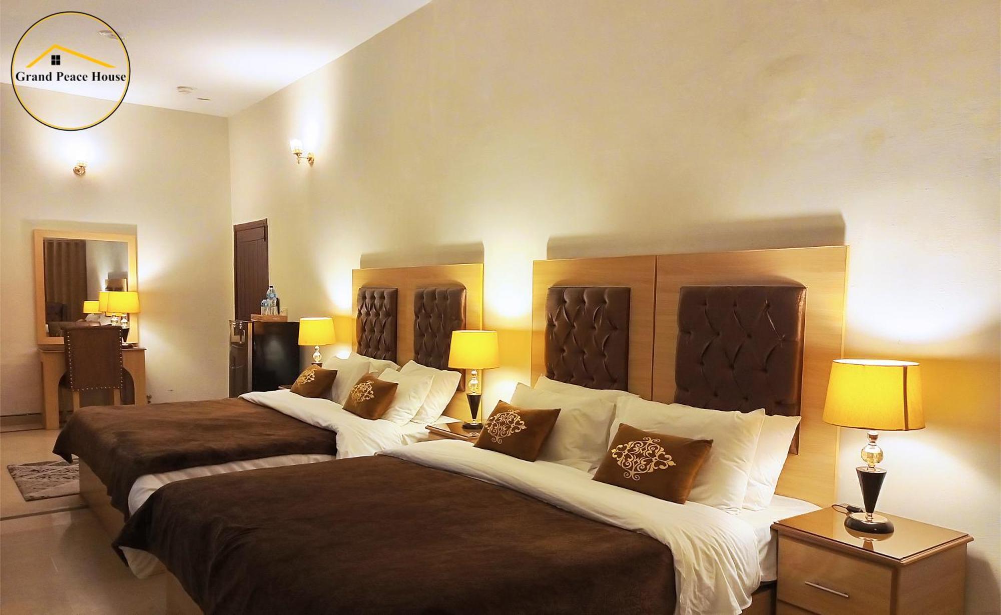Grand Peace House I Bed & Breakfast Islamabad Eksteriør bilde