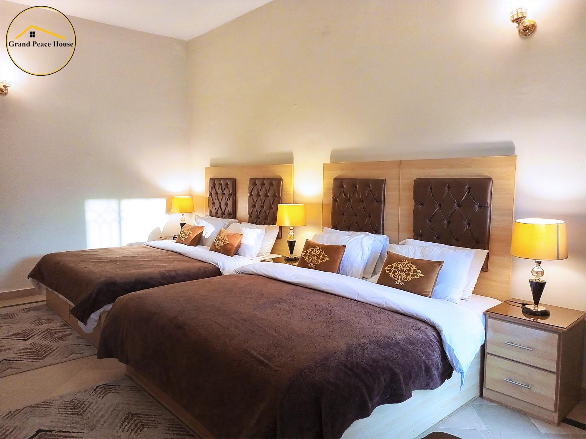 Grand Peace House I Bed & Breakfast Islamabad Eksteriør bilde