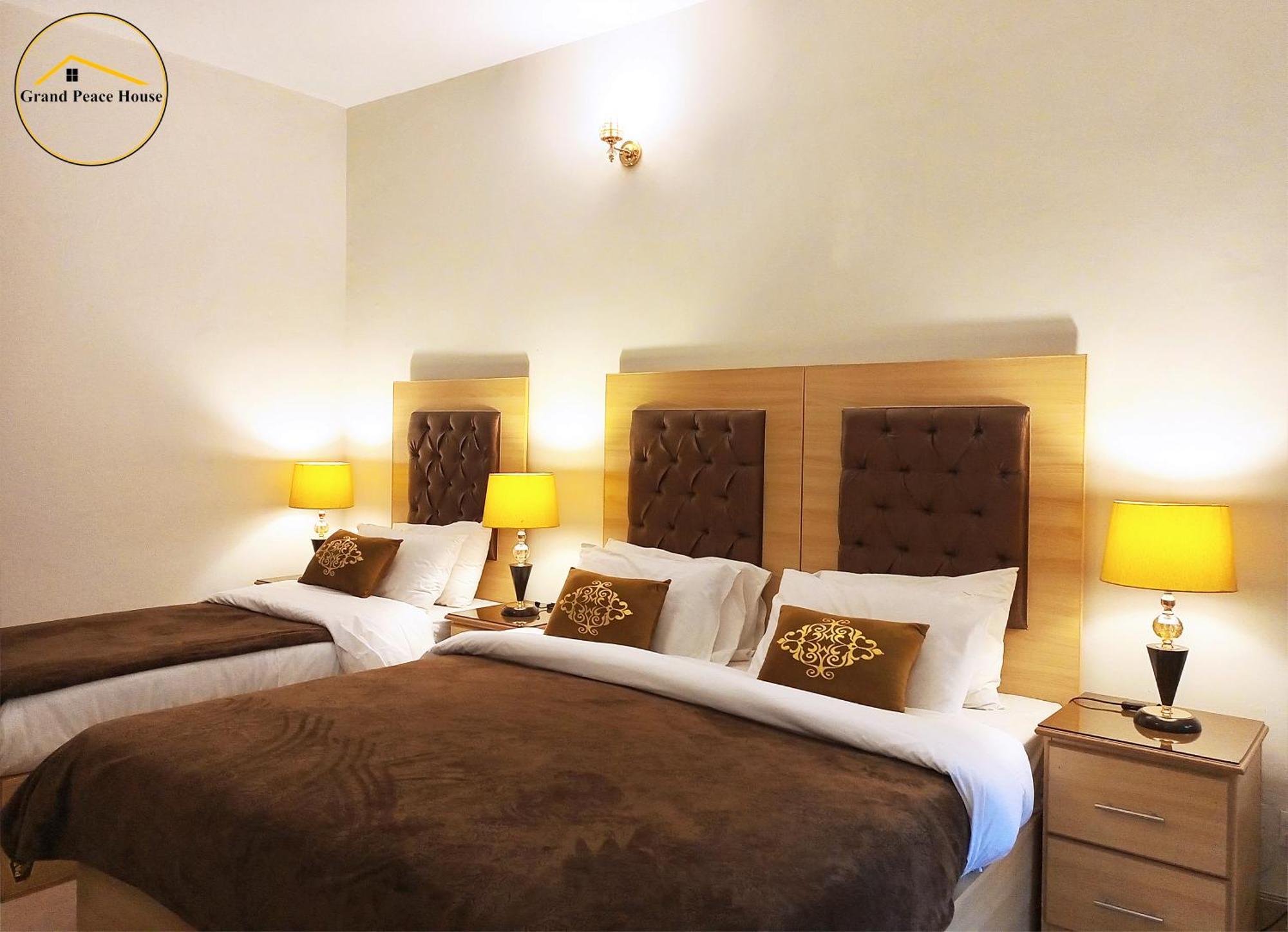 Grand Peace House I Bed & Breakfast Islamabad Eksteriør bilde