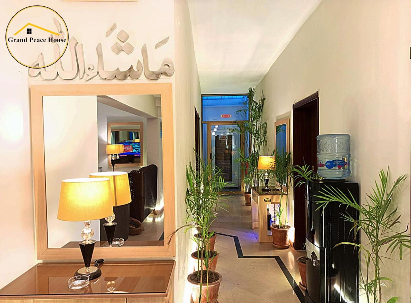 Grand Peace House I Bed & Breakfast Islamabad Eksteriør bilde