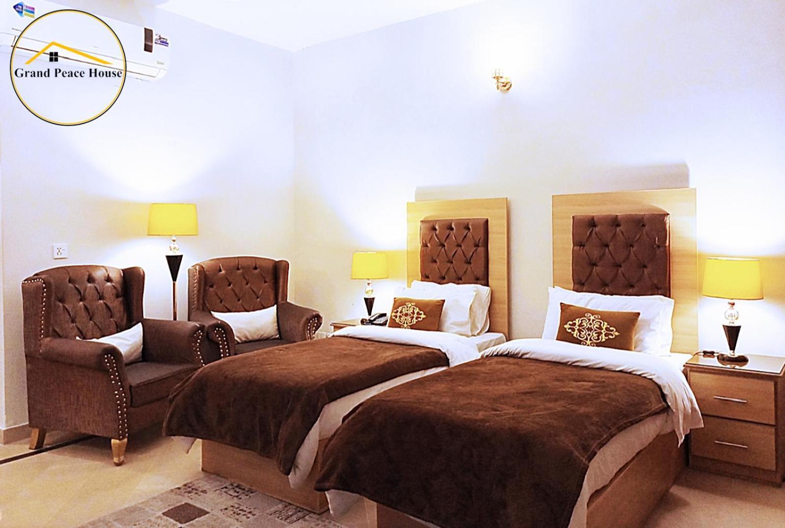 Grand Peace House I Bed & Breakfast Islamabad Eksteriør bilde